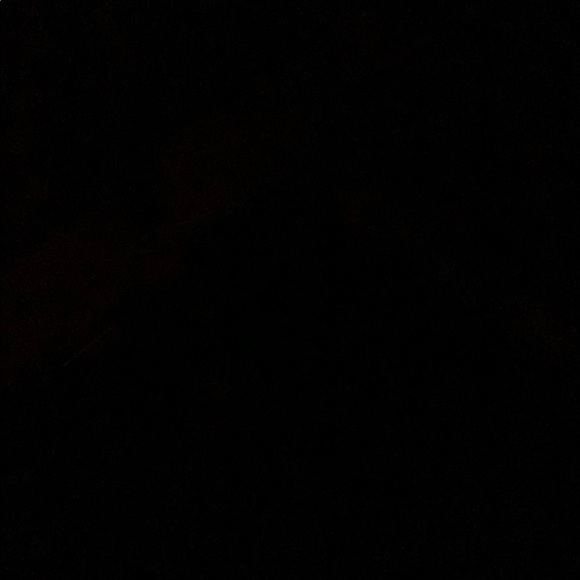 Meet your Posher, Ana - Picture 1 of 1